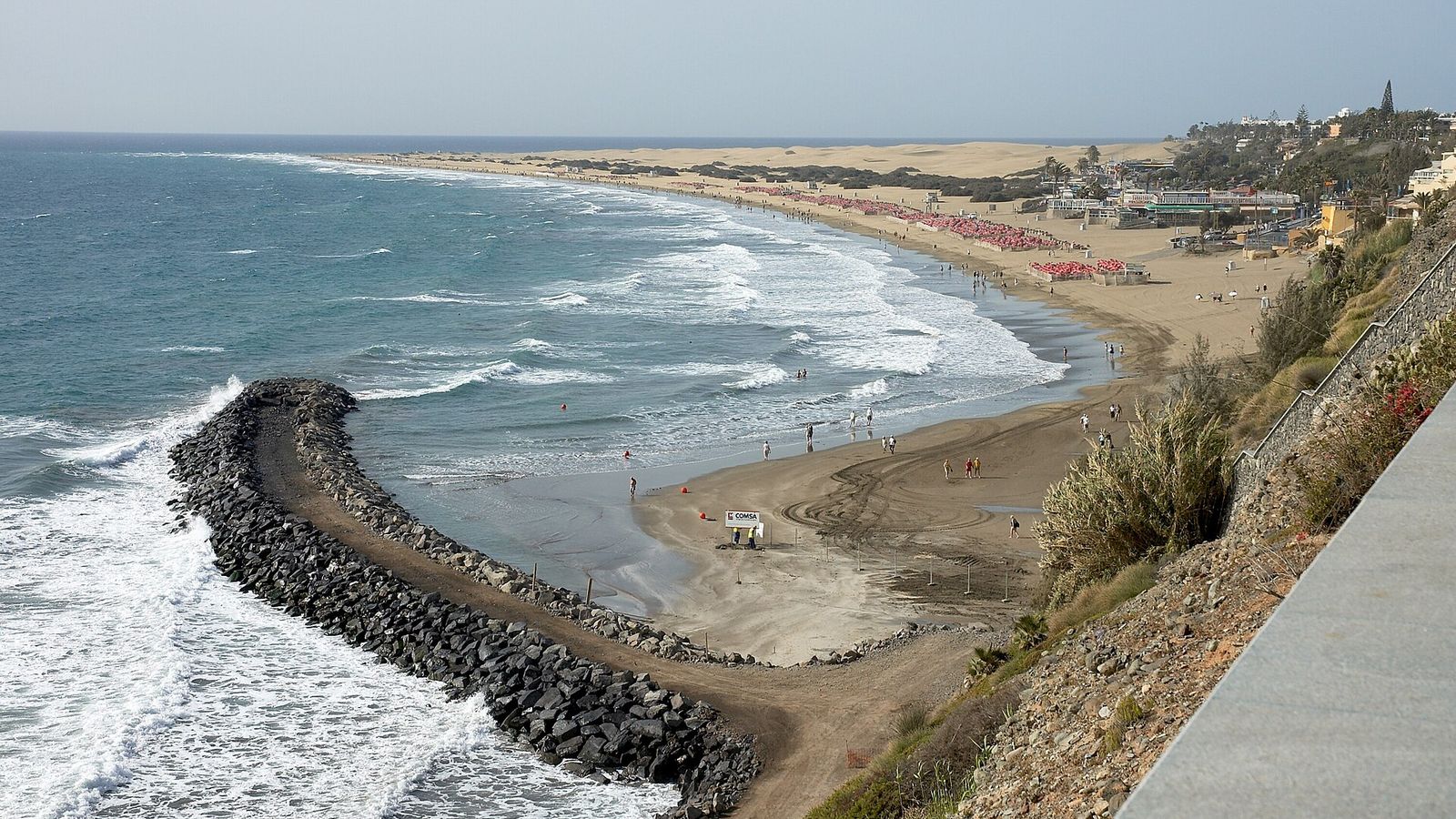 Brede zandstranden bij Playa del Inglés op Gran Canaria