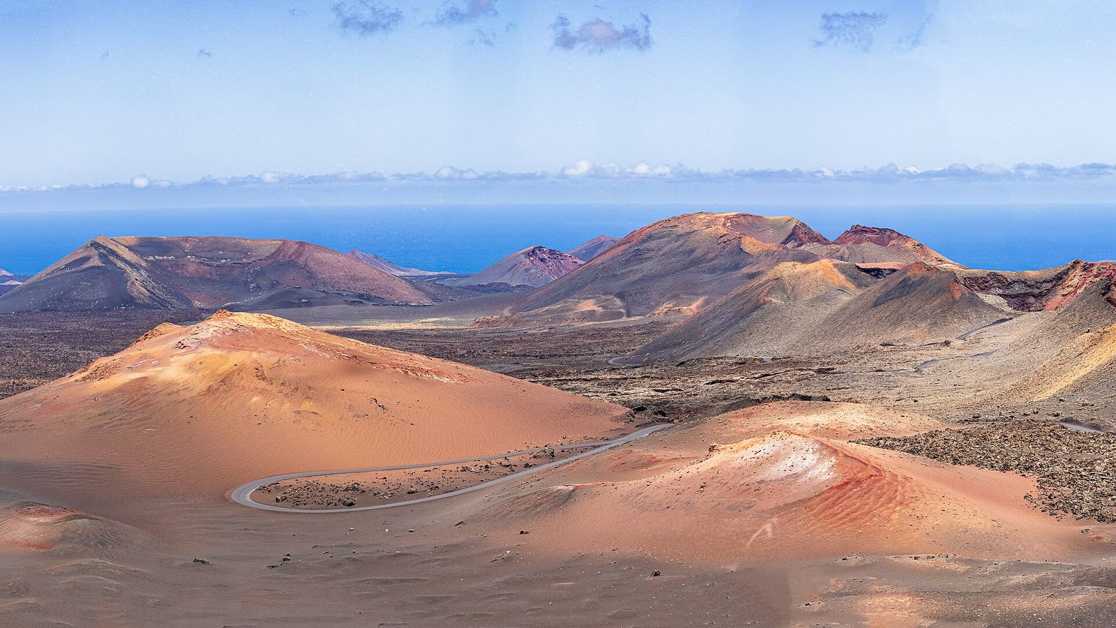 Vulkaanlandschap in Nationaal Park Timanfaya op Lanzarote