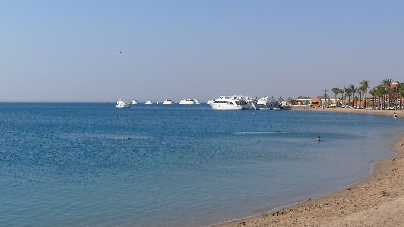 Strand aan de Rode Zee bij Hurghada
